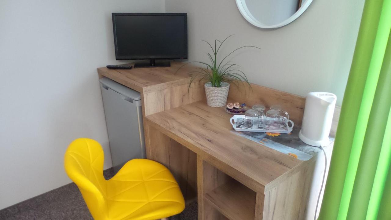 Lesne Zacisze Hotel Weremien Екстериор снимка