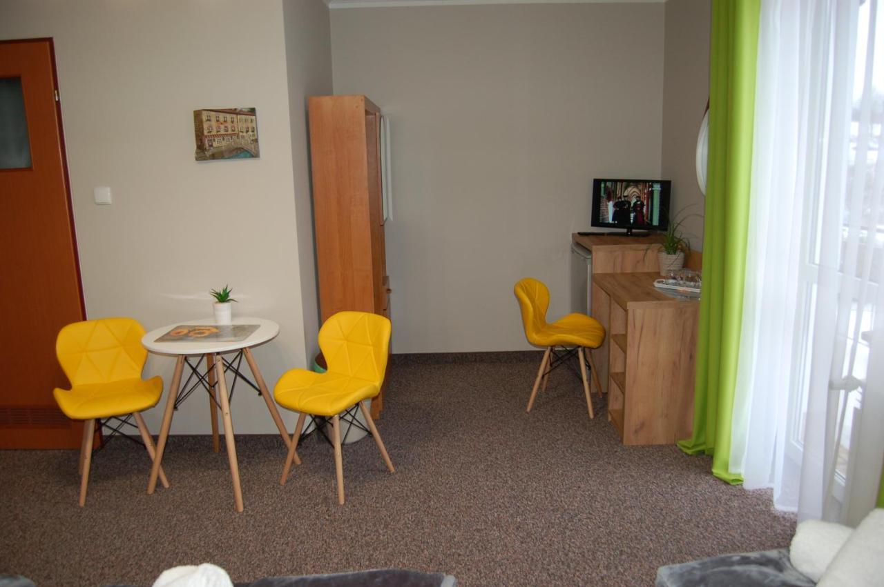 Lesne Zacisze Hotel Weremien Екстериор снимка