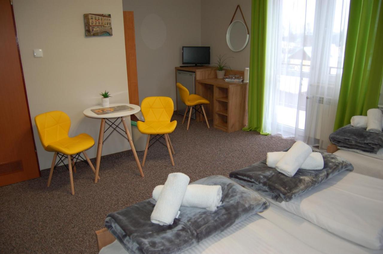 Lesne Zacisze Hotel Weremien Екстериор снимка
