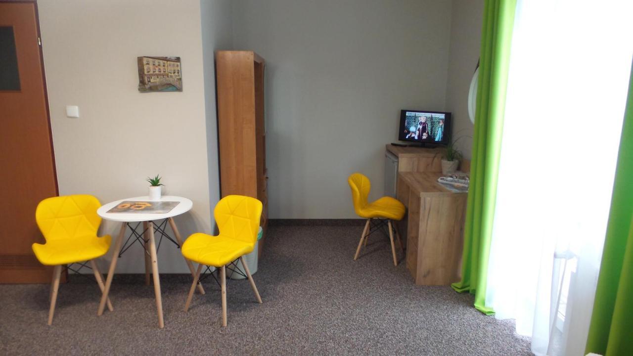 Lesne Zacisze Hotel Weremien Екстериор снимка